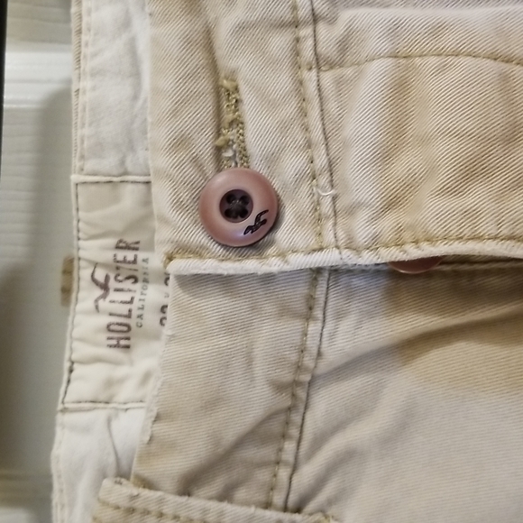 🌸2 for $15🌸 Hollister Slim Straight Chinos 33x32 - Picture 2 of 12